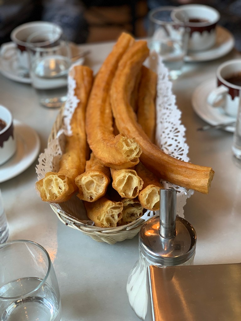 #gallivers_travels #devourtours #becurious #madrid #huertas #foodtours #chocolat #chocolatelovers #foodies