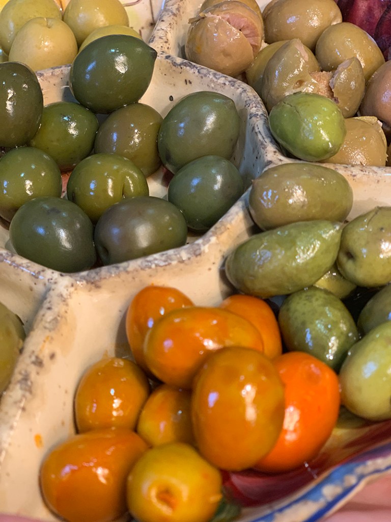 #gallivers_travels #devourtours #becurious #madrid #huertas #foodtours #foodies